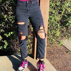 American Eagle Distressed Jeans